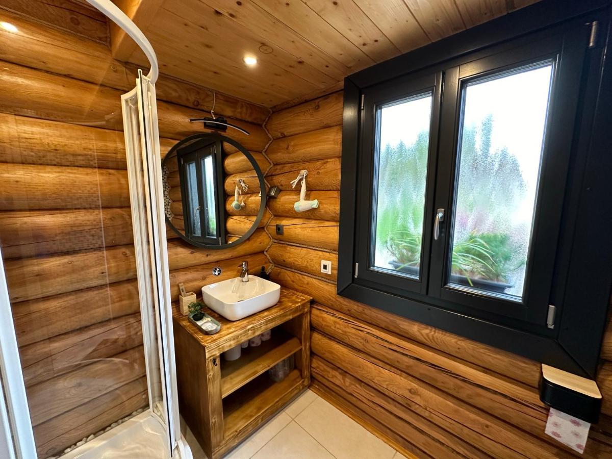 Roenk Relax Apartment Miskolc Ngoại thất bức ảnh