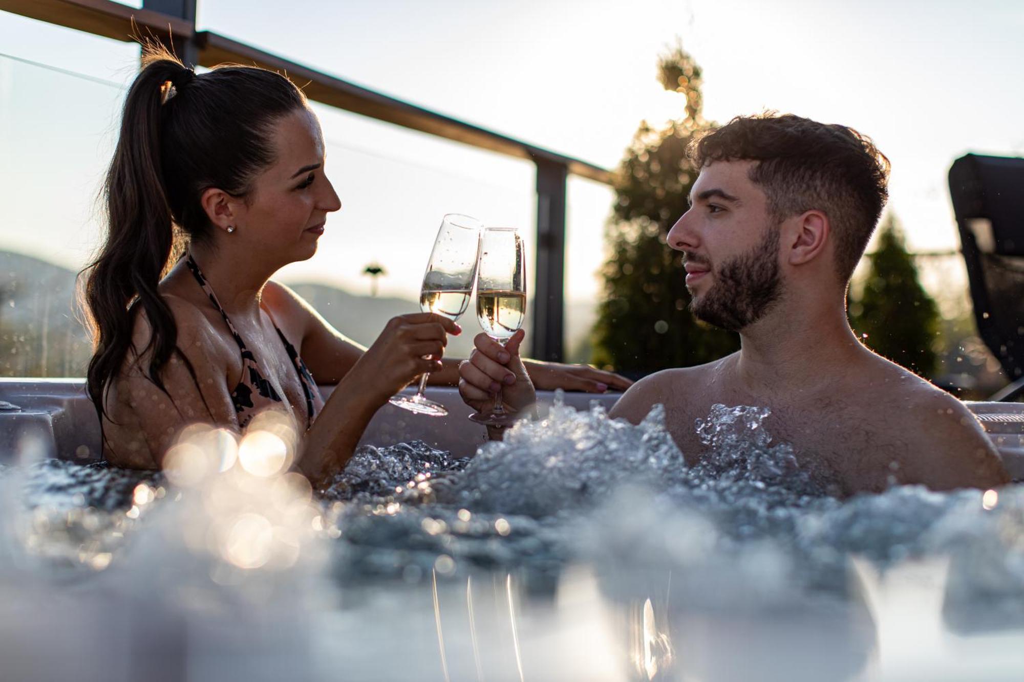 Roenk Relax Apartment Miskolc Ngoại thất bức ảnh